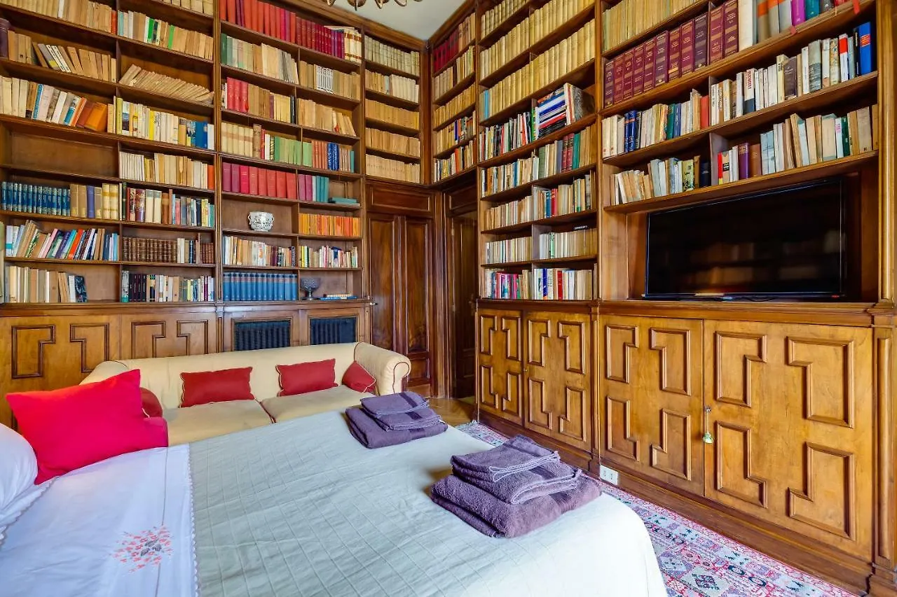 Casamedeo Guest House Naples 0*,  Italy