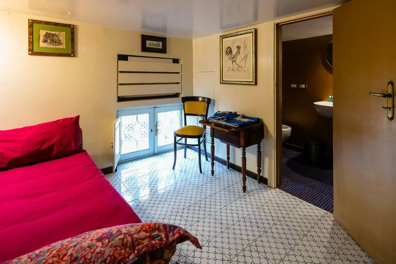 Casamedeo Guest House Naples