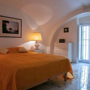 Appartamento Vicoletto Belledonne, Napoli